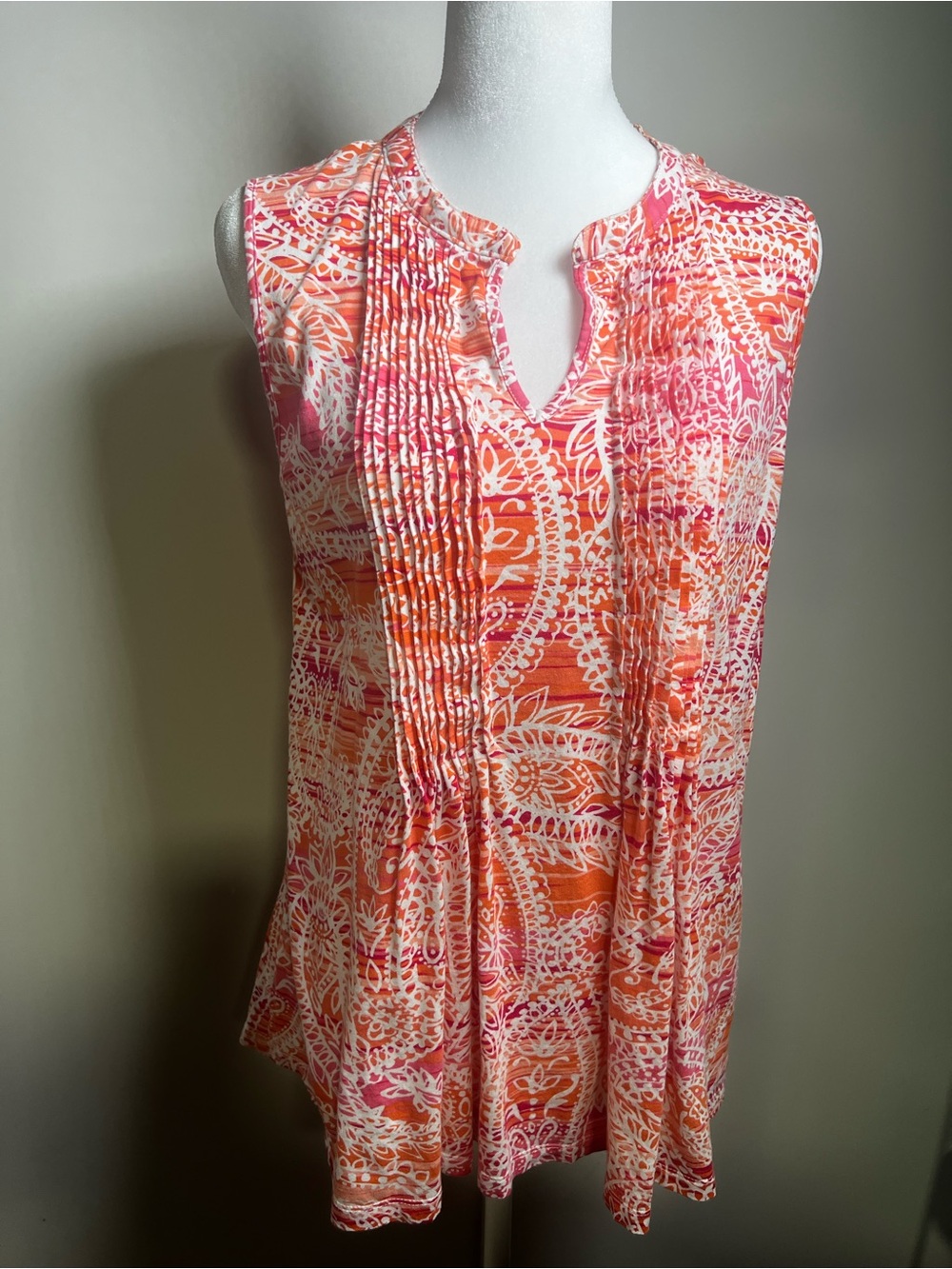Jones New York Orange and Pink Printed Pintuck Sleeveless Camisole
